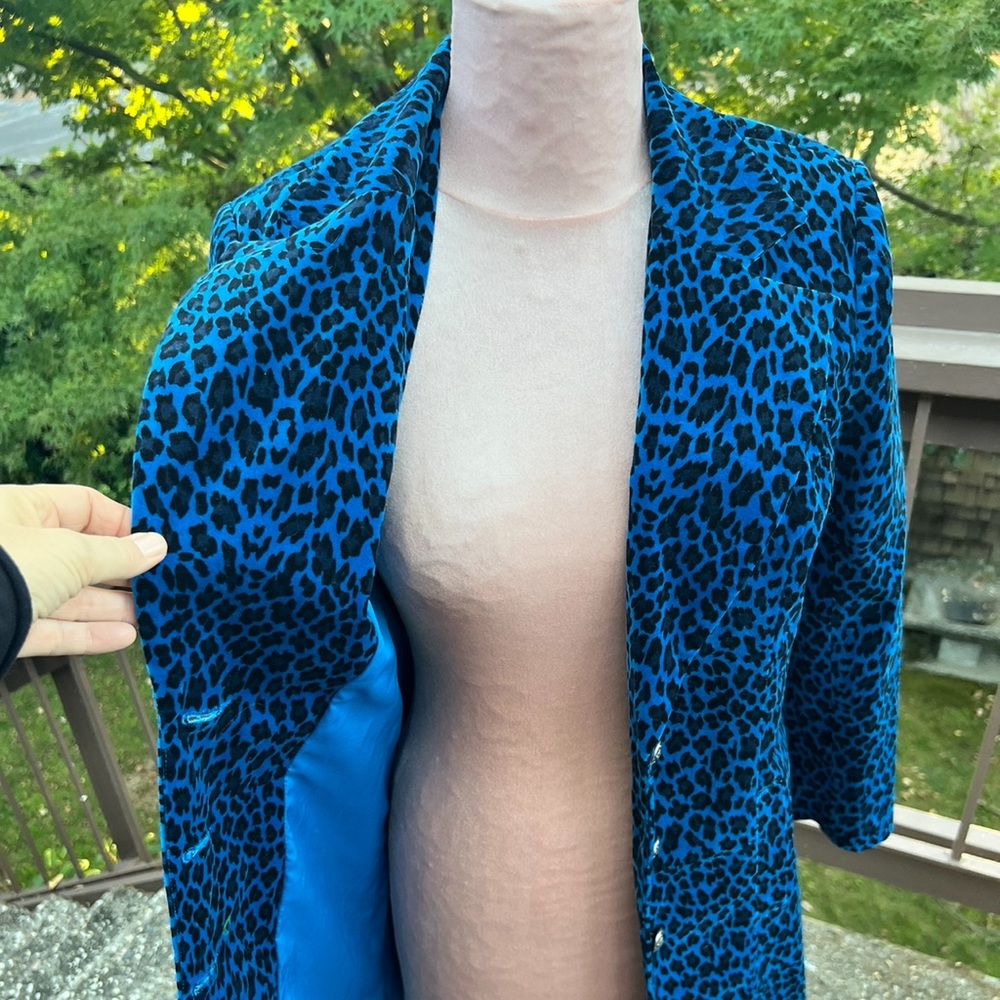 Jacket-Blue leopard velvet feel, rare, funky, DG2, Diane Gilman, fits 6/8 - Picture 7 of 12